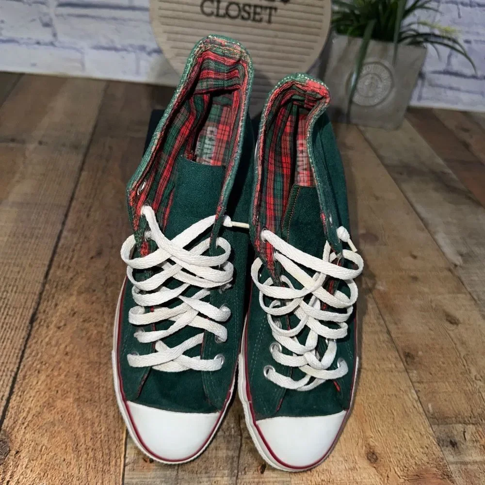 Rare converse Chuck Taylor Christmas sneakers - Picture 10 of 15